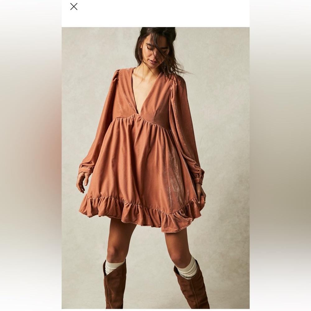 Free People Velvet Mini Dress!!